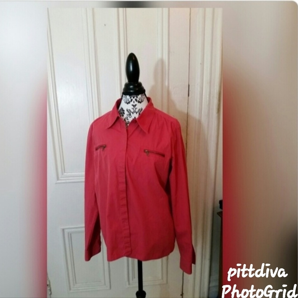 *Long sleeve button down shirt